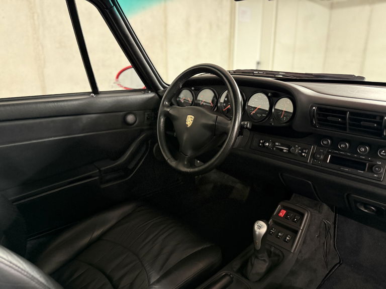Porsche 993 Carrera 4S