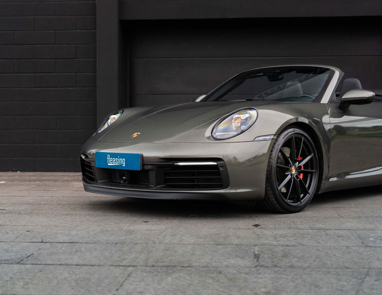 Porsche 992 Carrera 4S