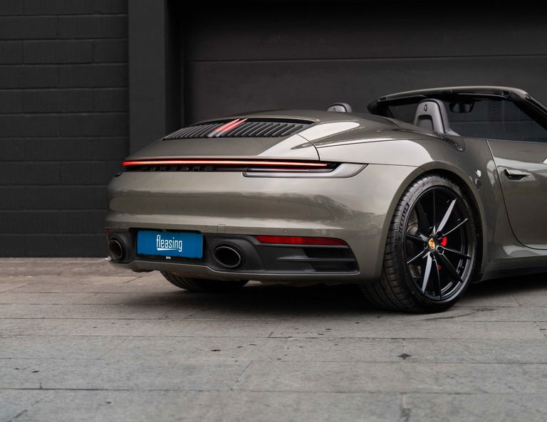 Porsche 992 Carrera 4S