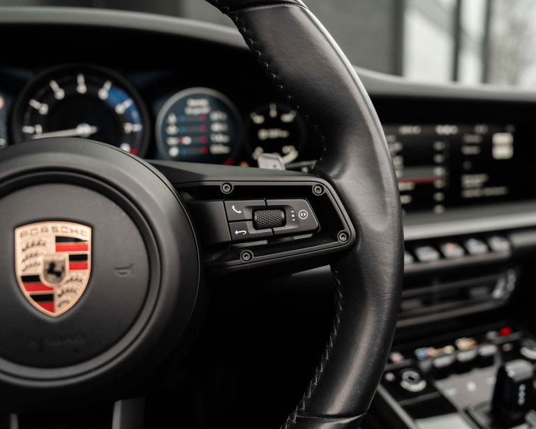 Porsche 992 Carrera 4S
