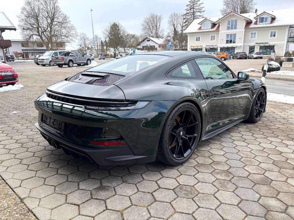 Porsche 992 GT3 Touring