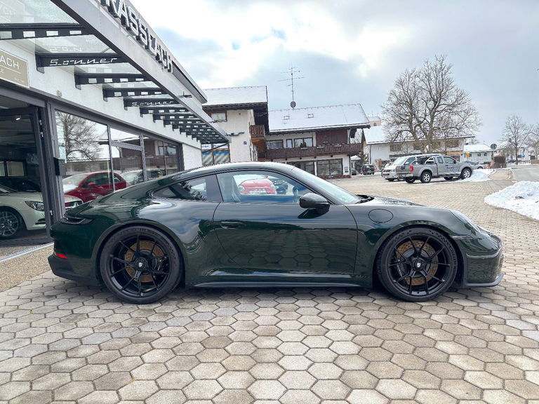 Porsche 992 GT3 Touring