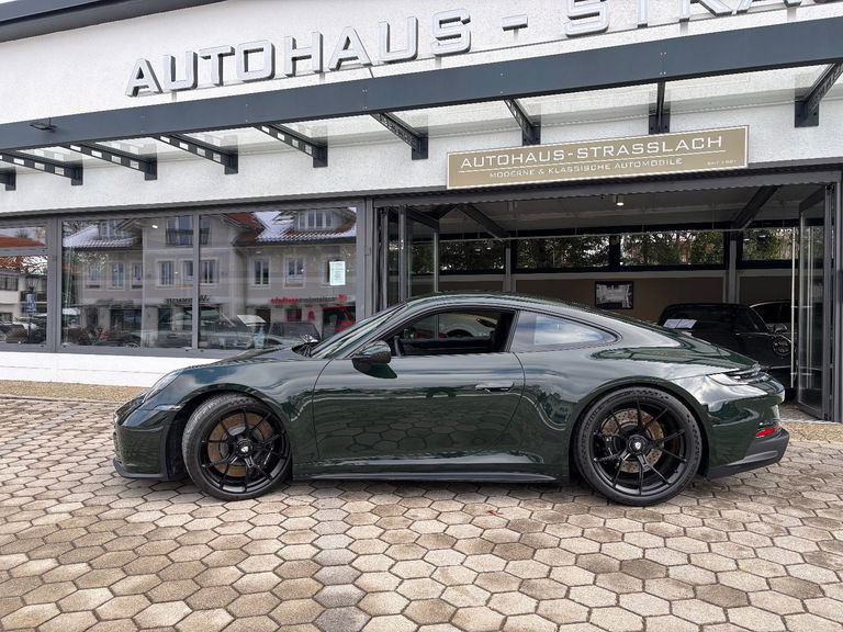 Porsche 992 GT3 Touring