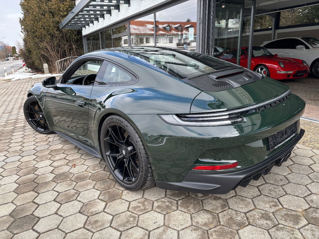 Porsche 992 GT3 Touring