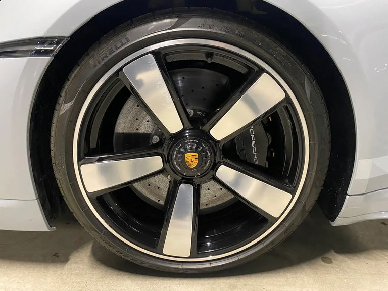 Porsche 992 Sport Classic