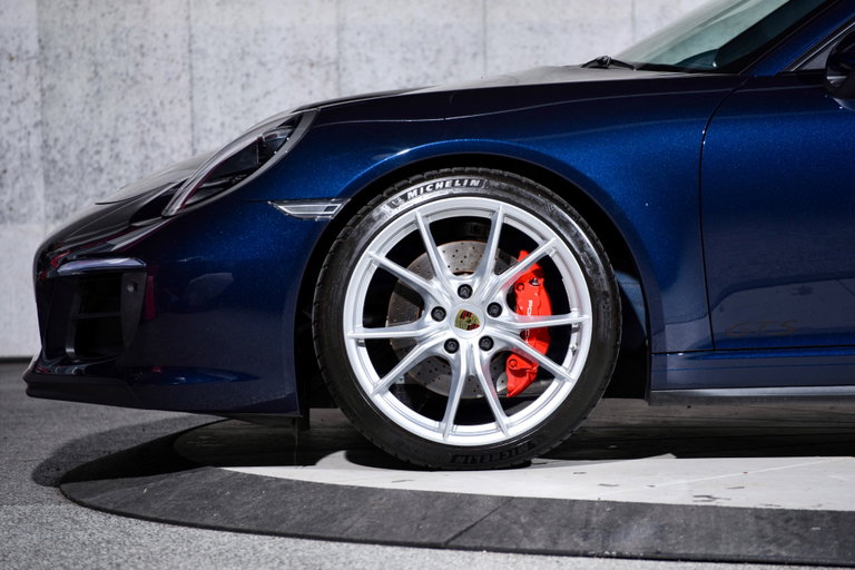 Porsche 991.2 Carrera GTS