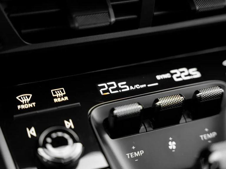 Porsche 992.2 Carrera