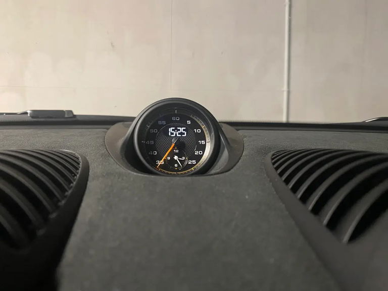 Porsche 718 Spyder RS