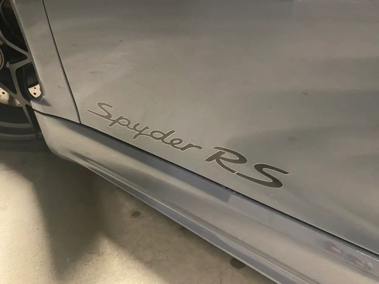 Porsche 718 Spyder RS