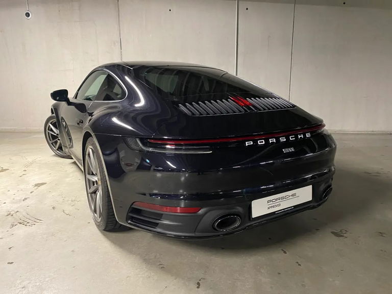 Porsche 992 Carrera