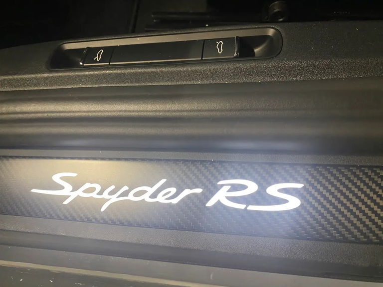 Porsche 718 Spyder RS