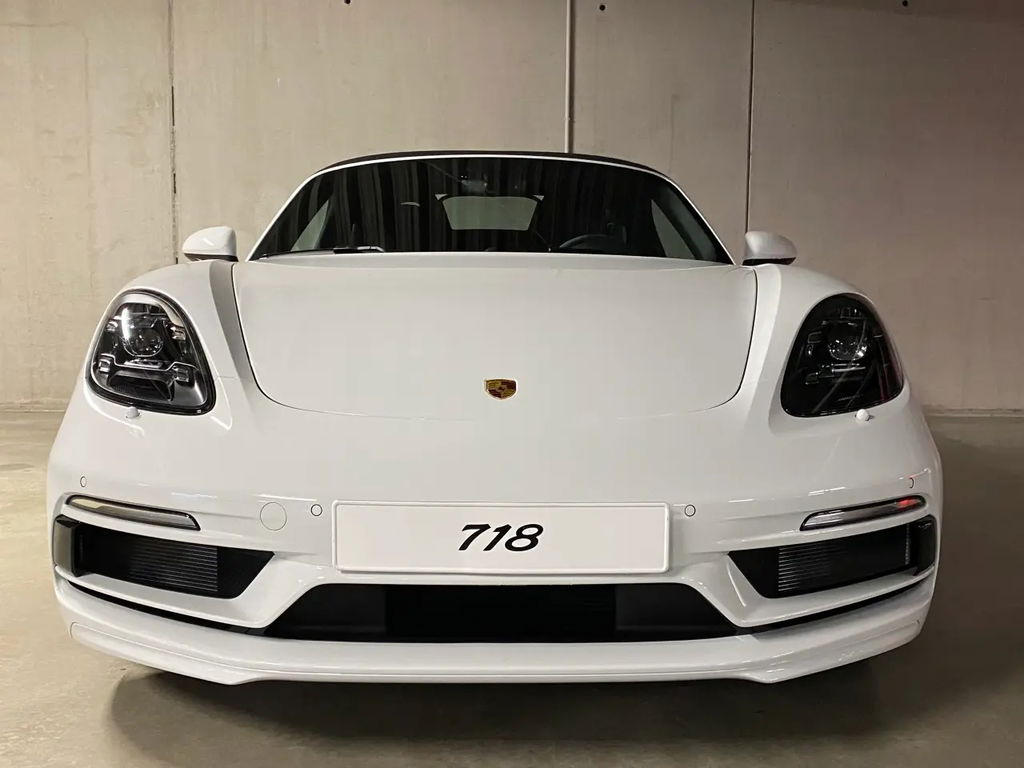 Porsche 718 Boxster S