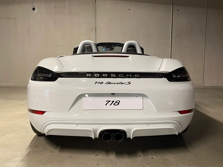 Porsche 718 Boxster S