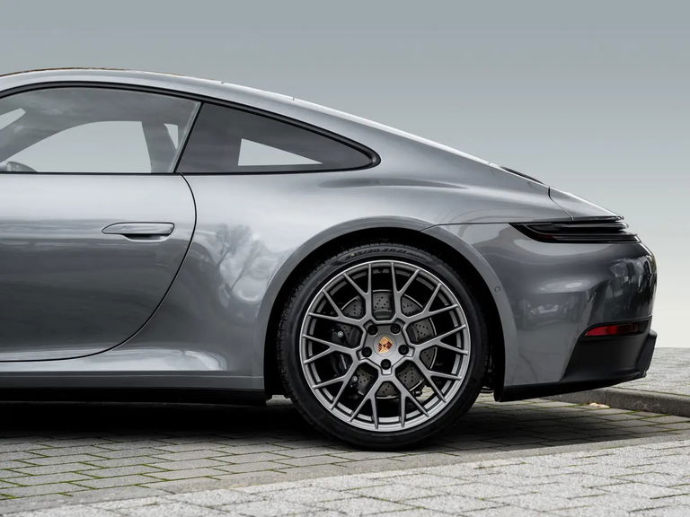 Porsche 992.2 Carrera