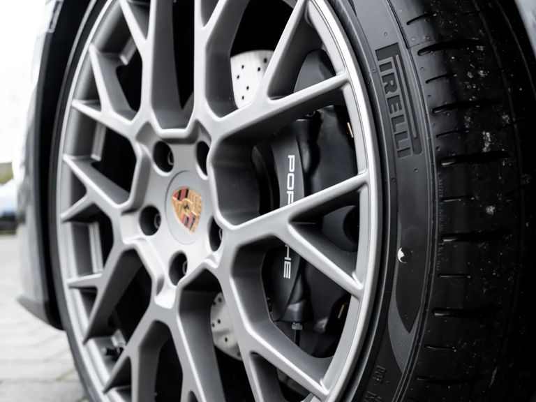 Porsche 992.2 Carrera