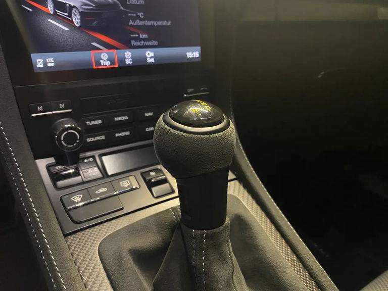 Porsche 718 Spyder RS