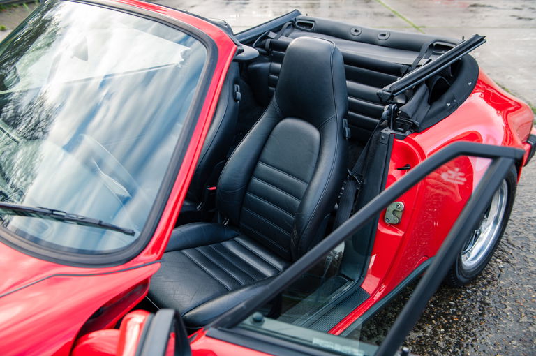 Porsche 911 Carrera 3.2