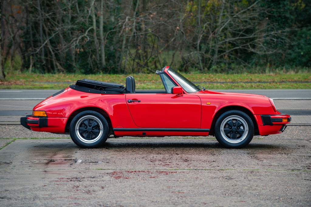 Porsche 911 Carrera 3.2