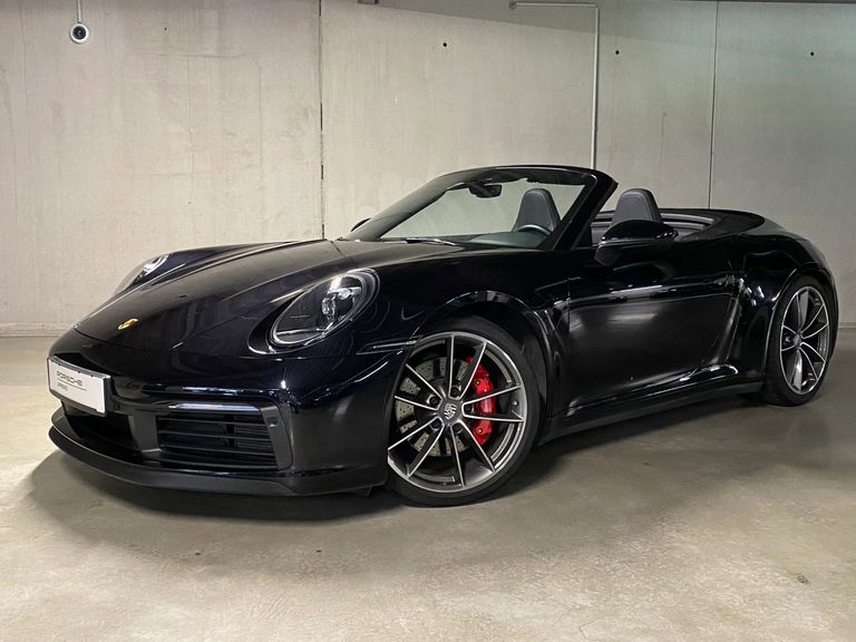 Porsche 992 Carrera 4S