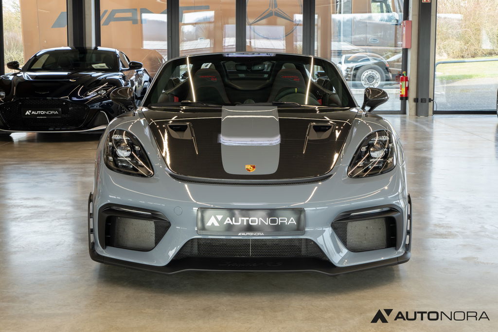 Porsche 718 Spyder RS