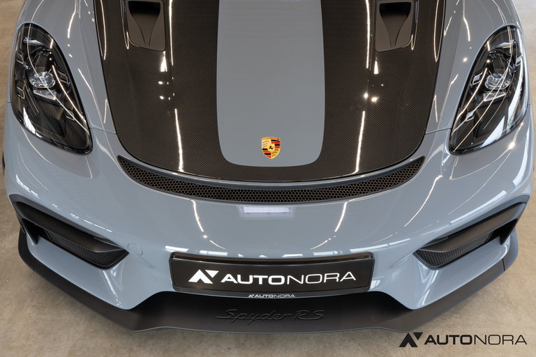 Porsche 718 Spyder RS