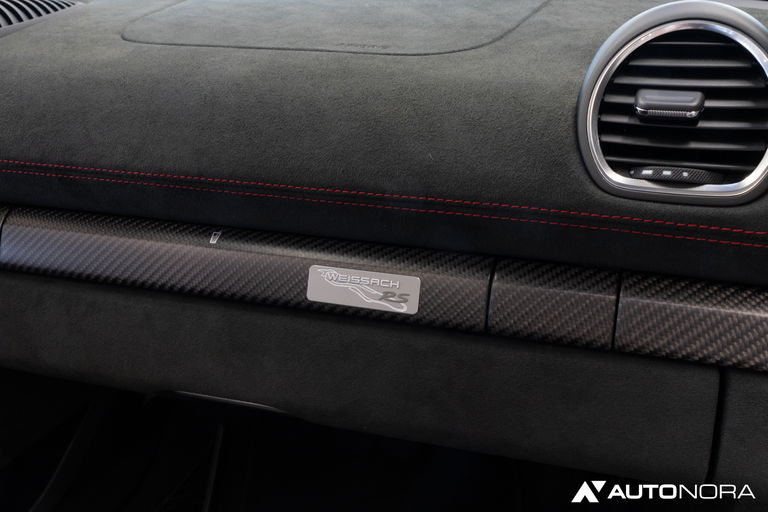 Porsche 718 Spyder RS