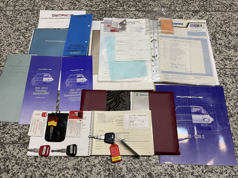 Porsche 928 S