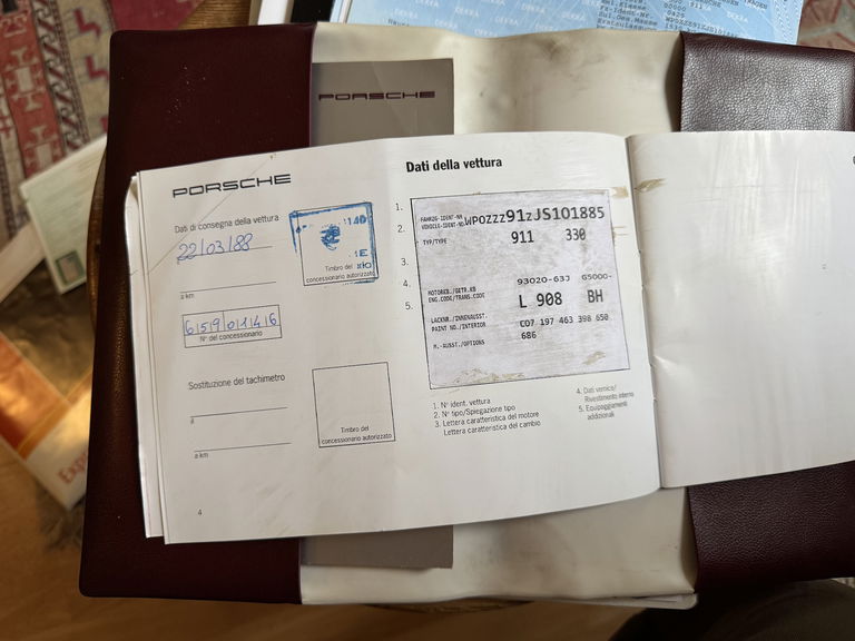 Porsche 911 Carrera 3.2