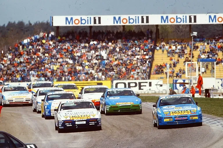 Porsche 944 Turbo Cup