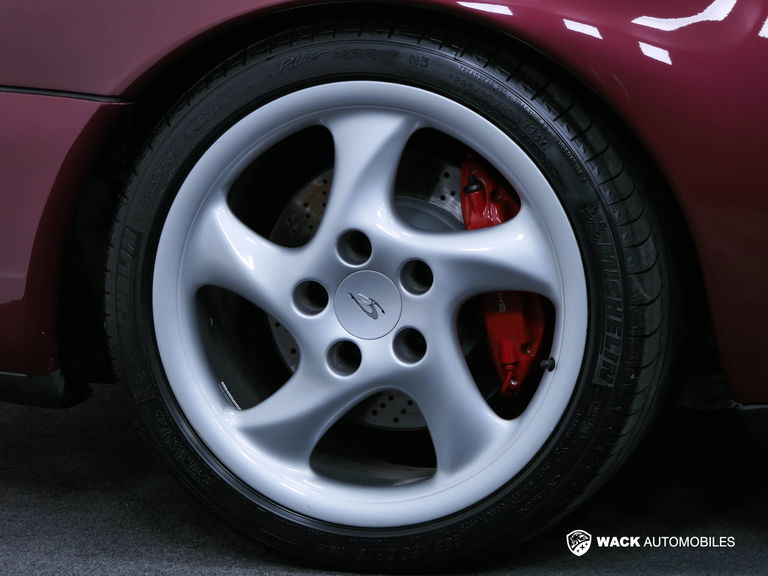 Porsche 993 Carrera 4S