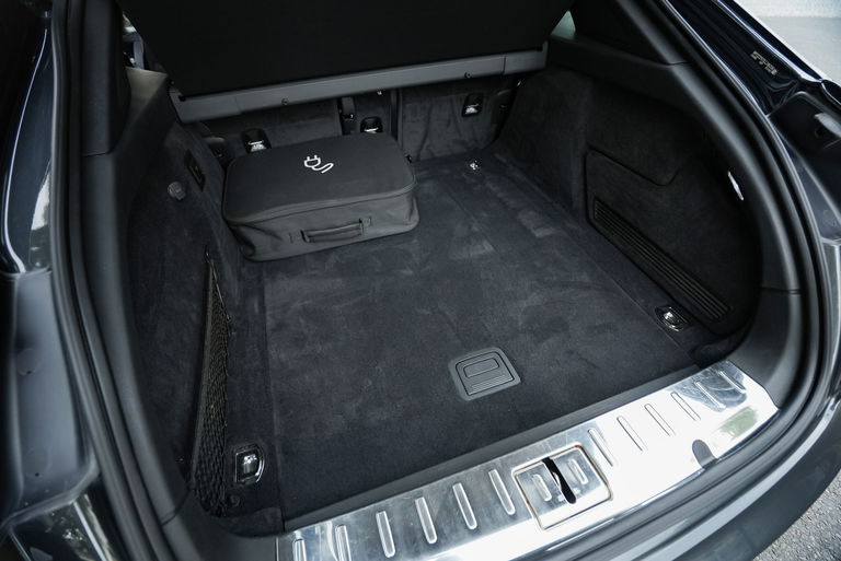 Porsche Panamera 4 E-Hybrid