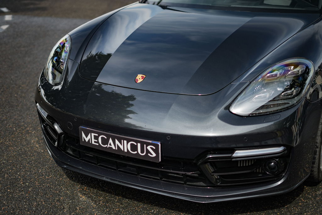 Porsche Panamera 4 E-Hybrid