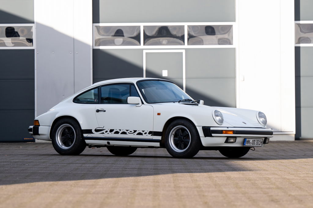 Porsche 911 Carrera 3.2