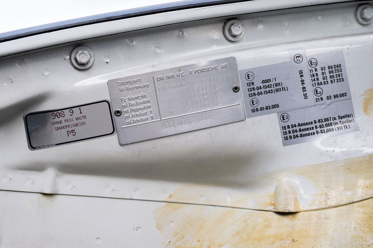 Porsche 911 Carrera 3.2