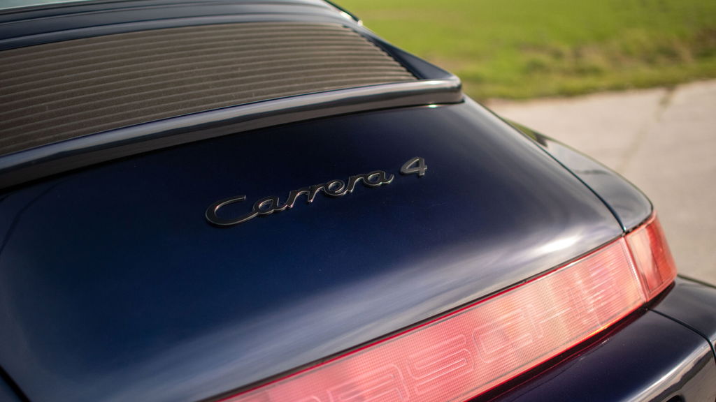 Porsche 964 Carrera 4