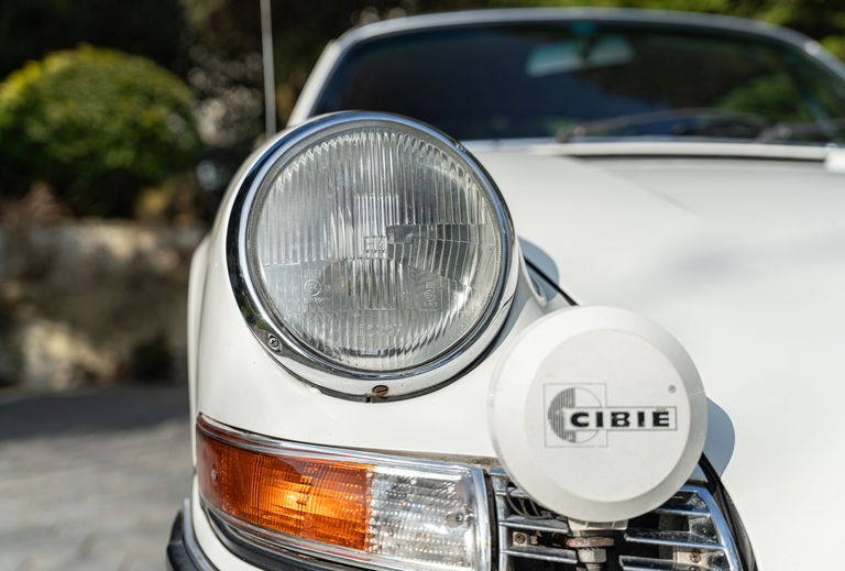 Porsche 911 E