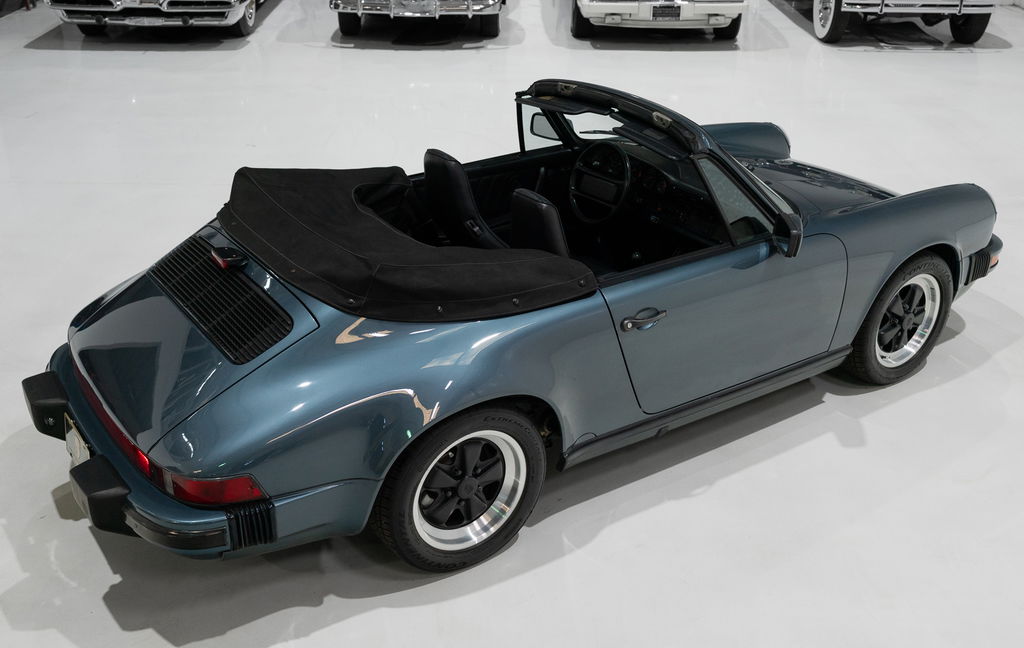 Porsche 911 Carrera 3.2 (US)
