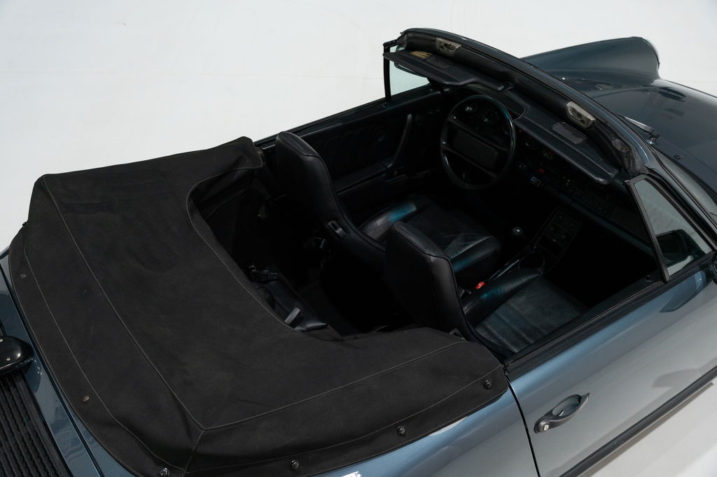 Porsche 911 Carrera 3.2 (US)