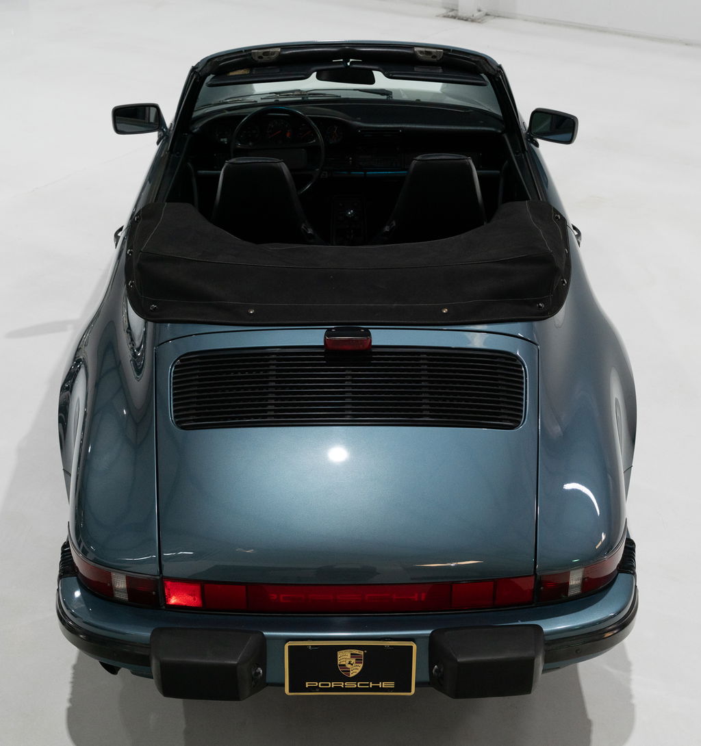 Porsche 911 Carrera 3.2 (US)