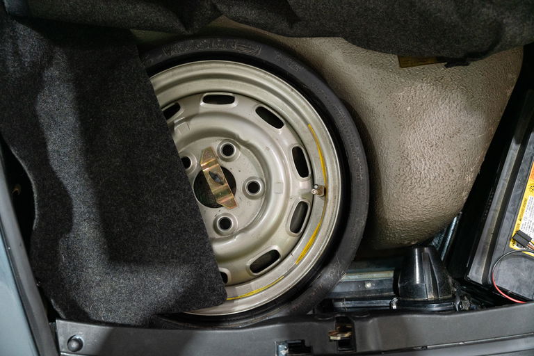 Porsche 911 Carrera 3.2 (US)