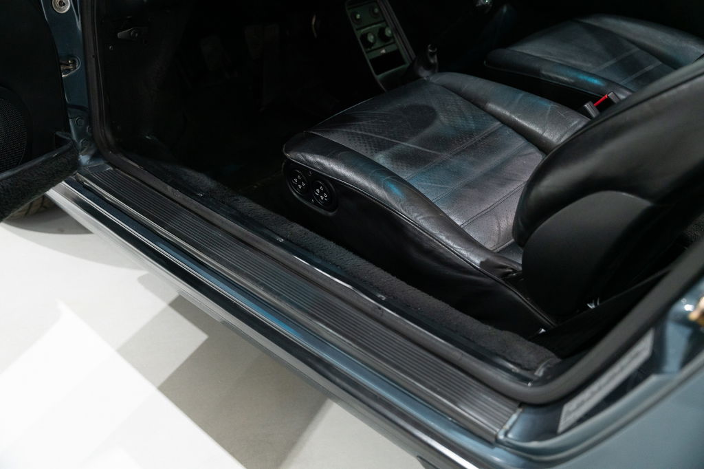 Porsche 911 Carrera 3.2 (US)