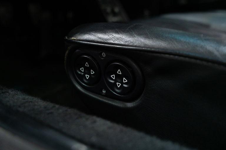 Porsche 911 Carrera 3.2 (US)