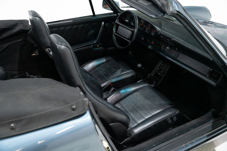 Porsche 911 Carrera 3.2 (US)