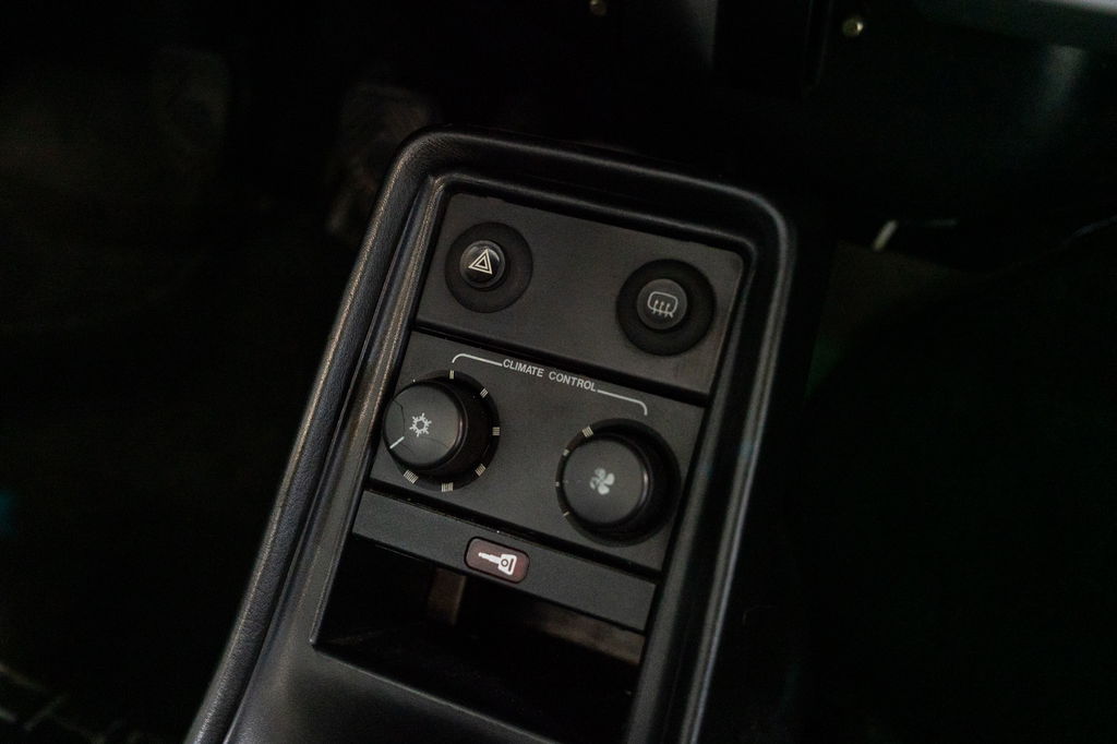 Porsche 911 Carrera 3.2 (US)