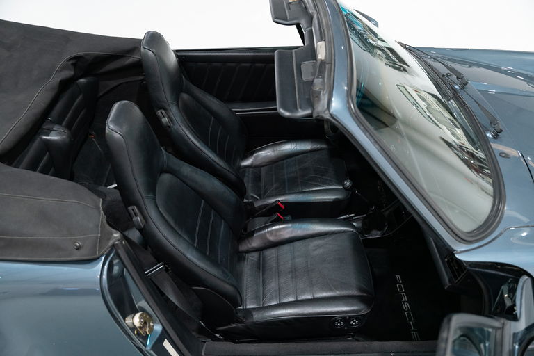 Porsche 911 Carrera 3.2 (US)