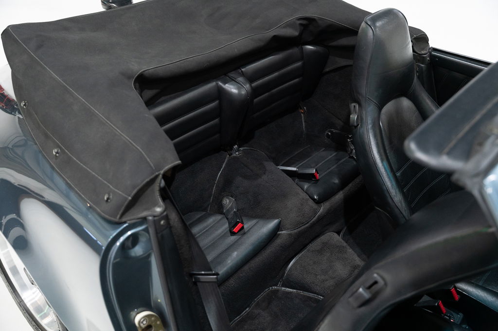 Porsche 911 Carrera 3.2 (US)