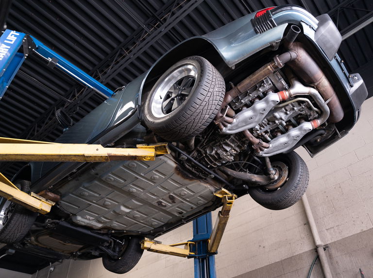 Porsche 911 Carrera 3.2 (US)