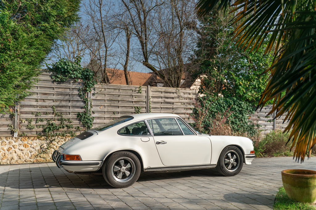 Porsche 911 E