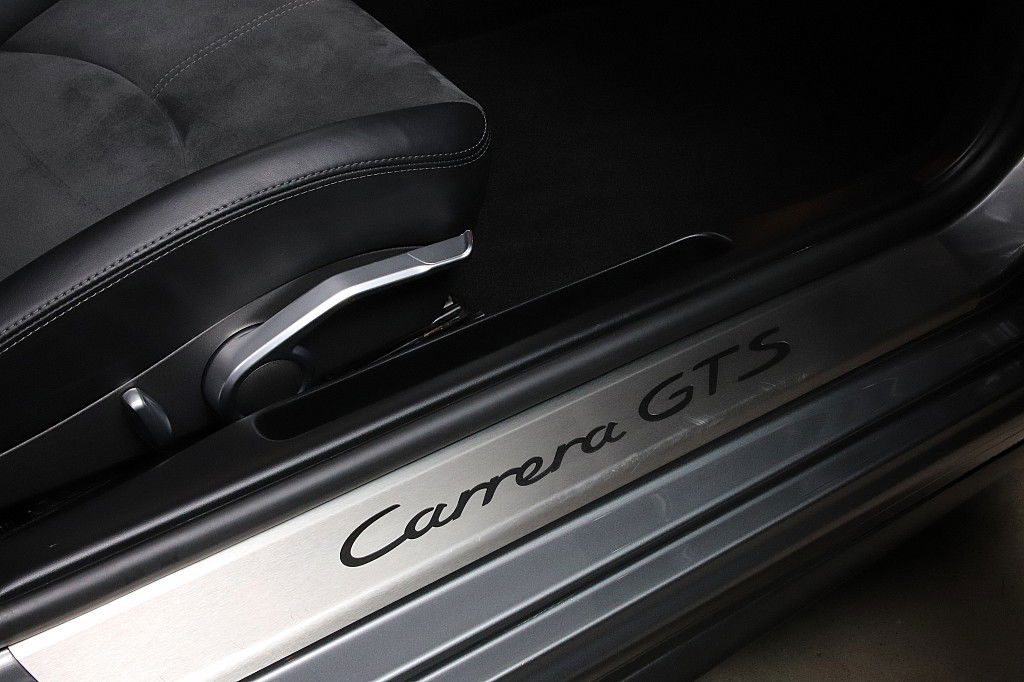 Porsche 997.2 Carrera GTS