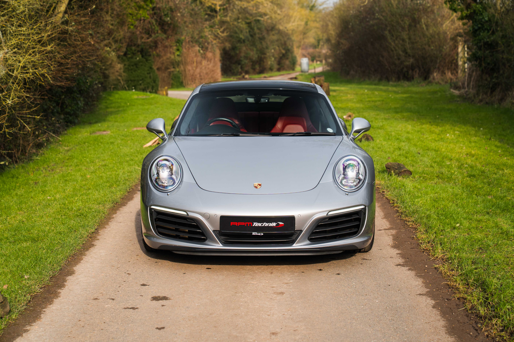 Porsche 991.2 Carrera